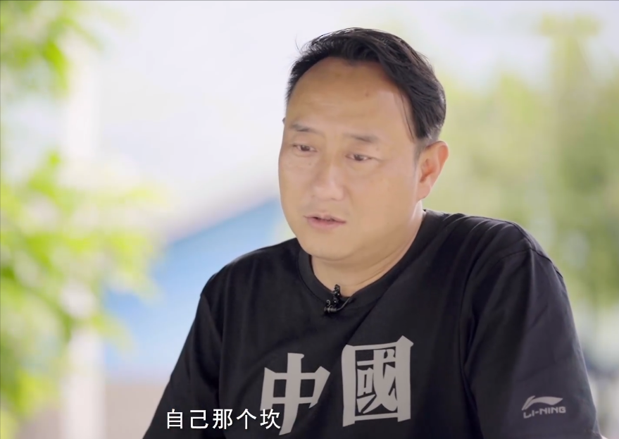 自以为很红，其实观众都拿他当小丑，反诈老陈转型后不觉得尴尬吗