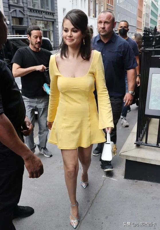 被毁容了还能翻盘？57岁的她才是真 • 传奇