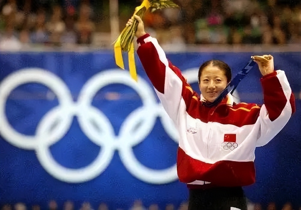 2012奥运会100米决赛(“Olympics”最早的中文译名居然叫“我能比呀”)