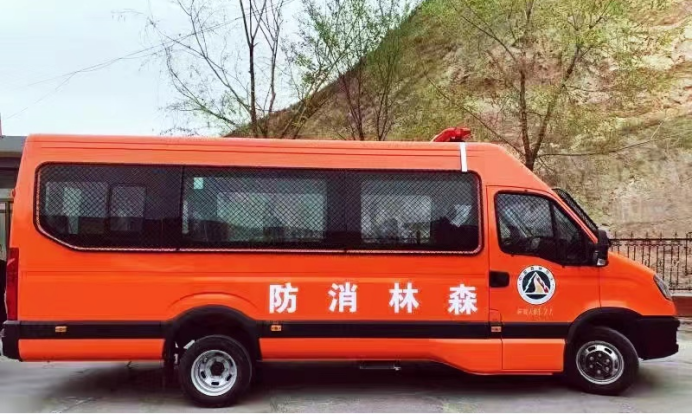 首批依維柯歐勝運兵車(chē)圓滿(mǎn)交付，共筑消防“安全墻”