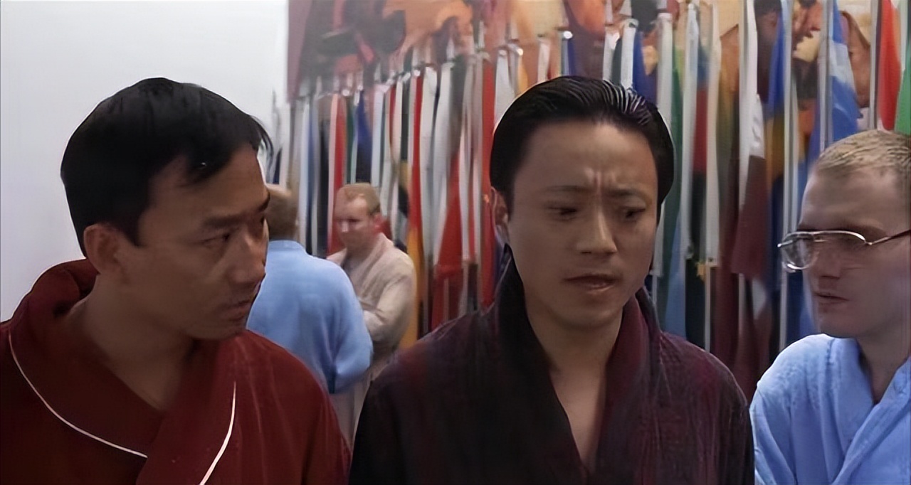 张涵予：44岁爆红后婚姻出现危机，今糟糠妻子成了他的“心病”