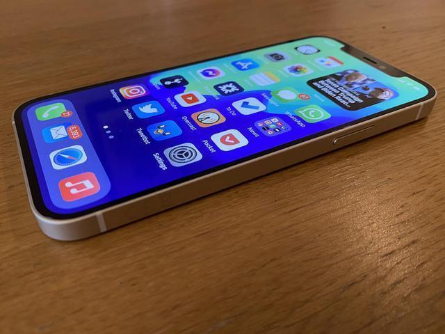 苹果十二128g多少钱（128GB版本一降再降）