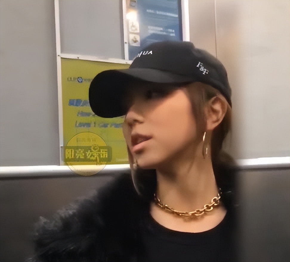 邓紫棋的心酸情史，苦等林宥嘉9年等来一首说谎，出歌内涵华晨宇