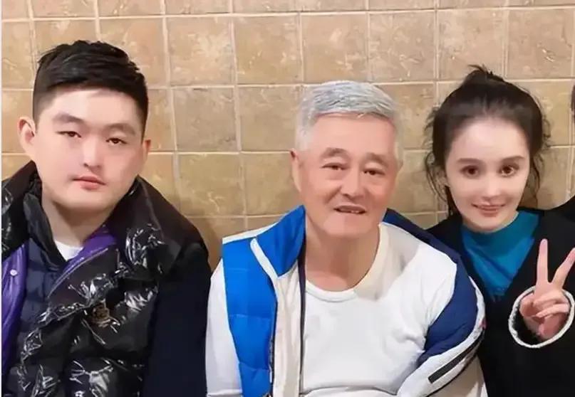 赵本山儿子赵大牛说这辈子不需要努力了，光他爸财产吃利息就够了