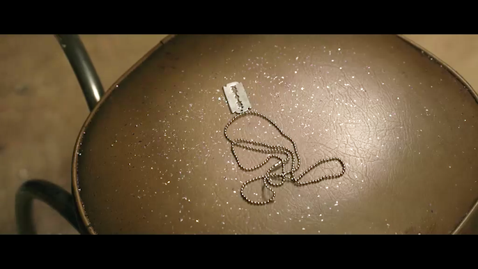 让人肾上腺飙升的电影，全程高能炸裂，将人性的肮脏扒的一丝不剩