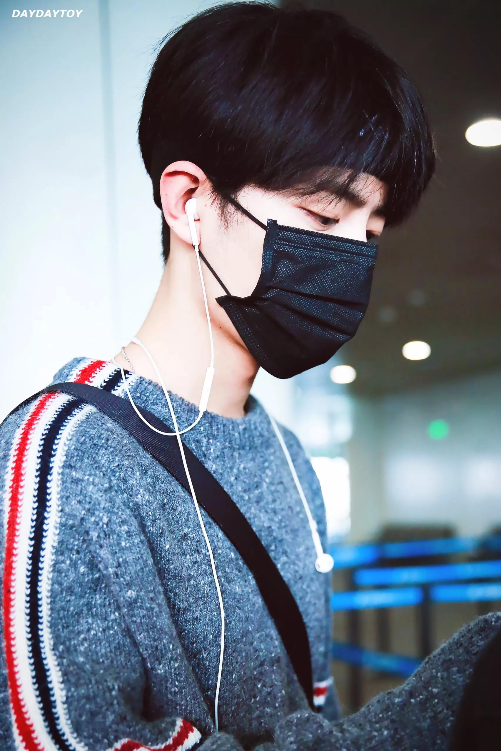 考古肖战:2018年9月—12月机场时间线汇总,今天请叫我收图狂魔