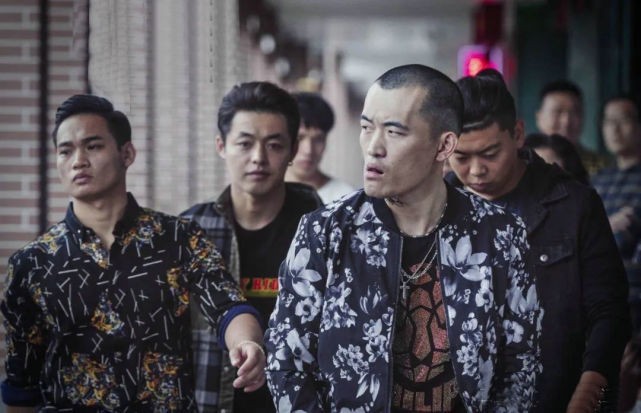 《人世间》有多牛？10位男配凭实力出圈，彻底告别戏比人红