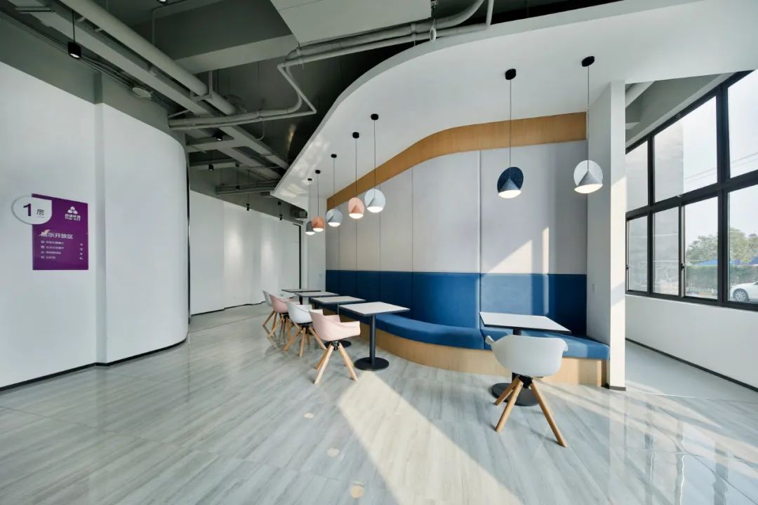 接待区，办公室装修中的重要担当