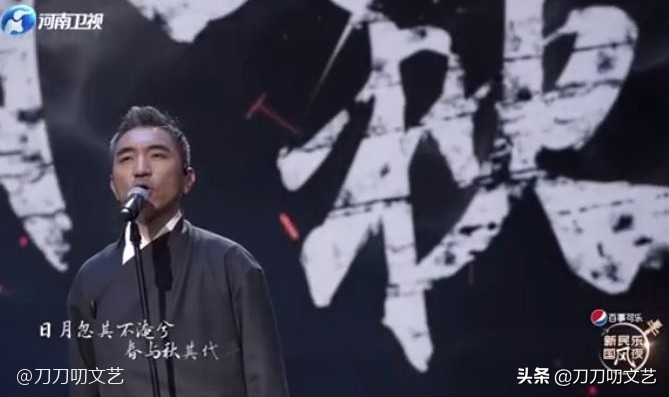 小年夜晚会惊艳时刻：王冰冰好甜，朱广权说唱稳，赵文卓帅到起飞