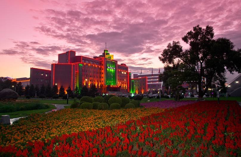 遥远的佳木斯大学，2021年理科录取线大幅下滑，河南考生要选吗？