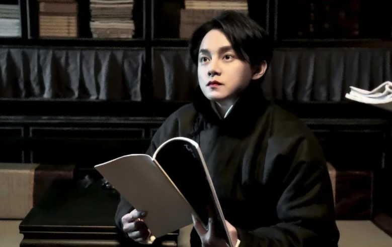 “气质不行”别穿长衫！这12位民国贵公子，完美诠释什么叫儒雅