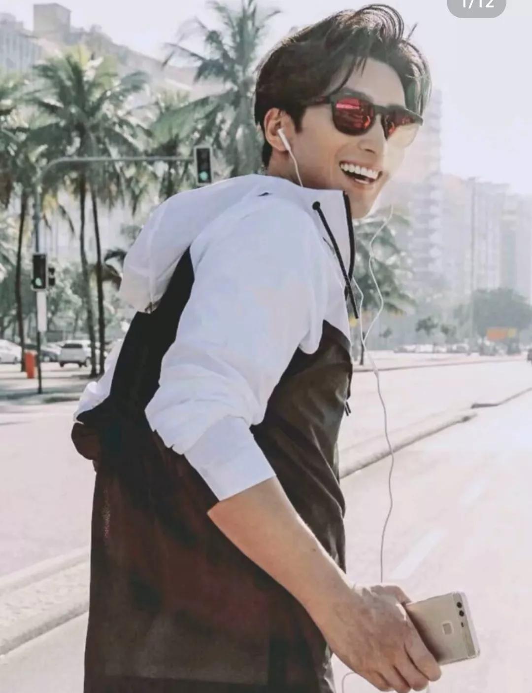 养眼啊～～窦骁