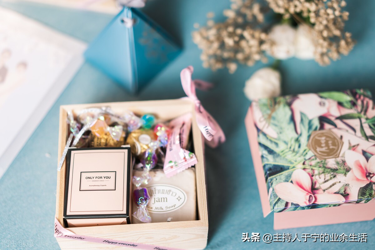 结婚用喜糖还是伴手礼（伴手礼是结婚前给还是结婚后给）