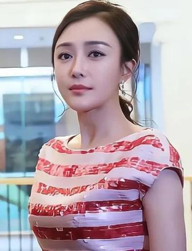 她的一滴泪 天上一颗星