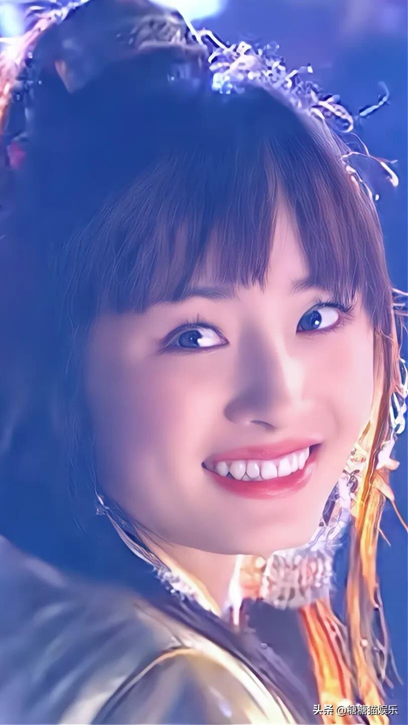 18岁的杨幂：清纯漂亮，灵动可爱