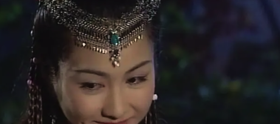 颜值不够别带“额饰”！13位女星造型PK，谁才撑得起倾国倾城