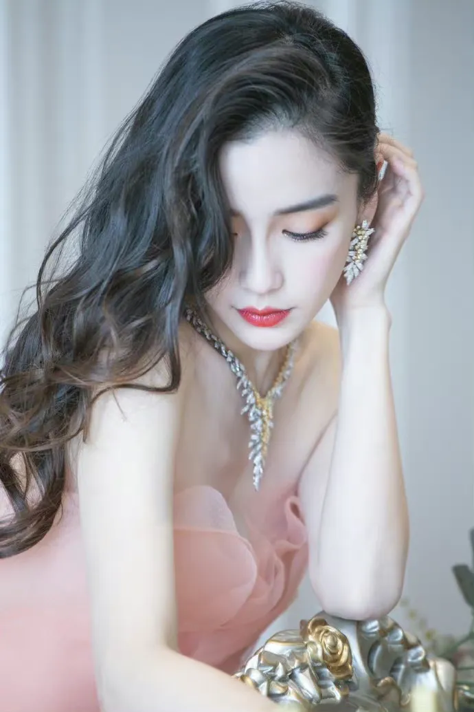 angelababy(楊穎)嬌媚迷人-蘑菇號