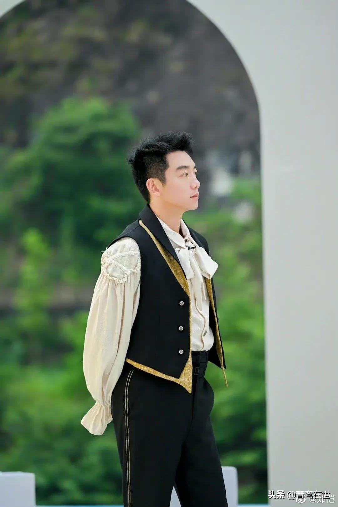 郑凯颜值重回巅峰啊