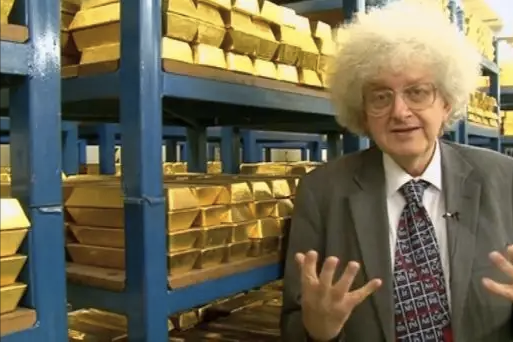 一吨黄金,一吨人民币,一吨美元,3选1的话,聪明人选哪个?