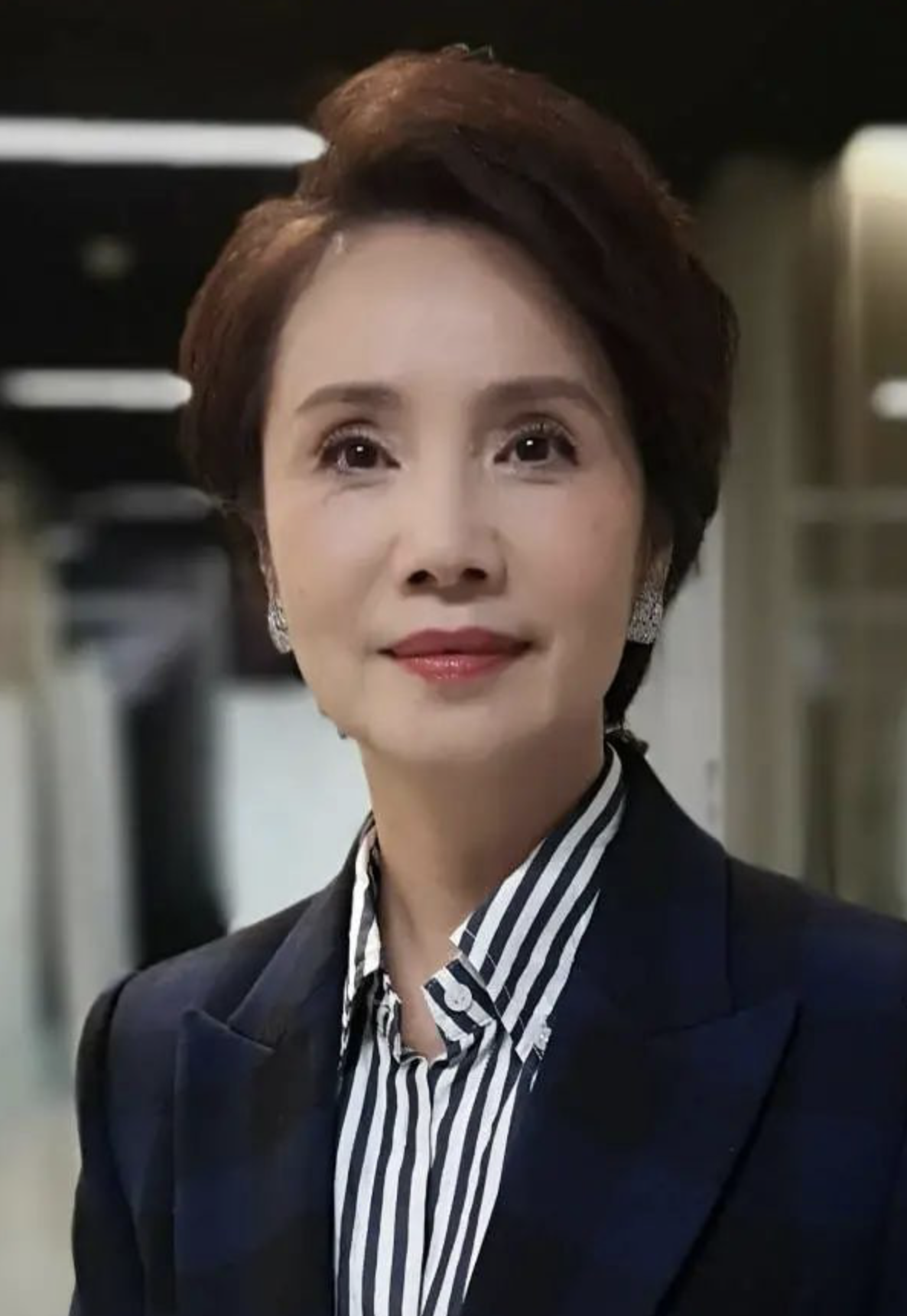 主播徐俐：与前夫相伴10年离婚，二婚丈夫给了她和儿子温暖人生