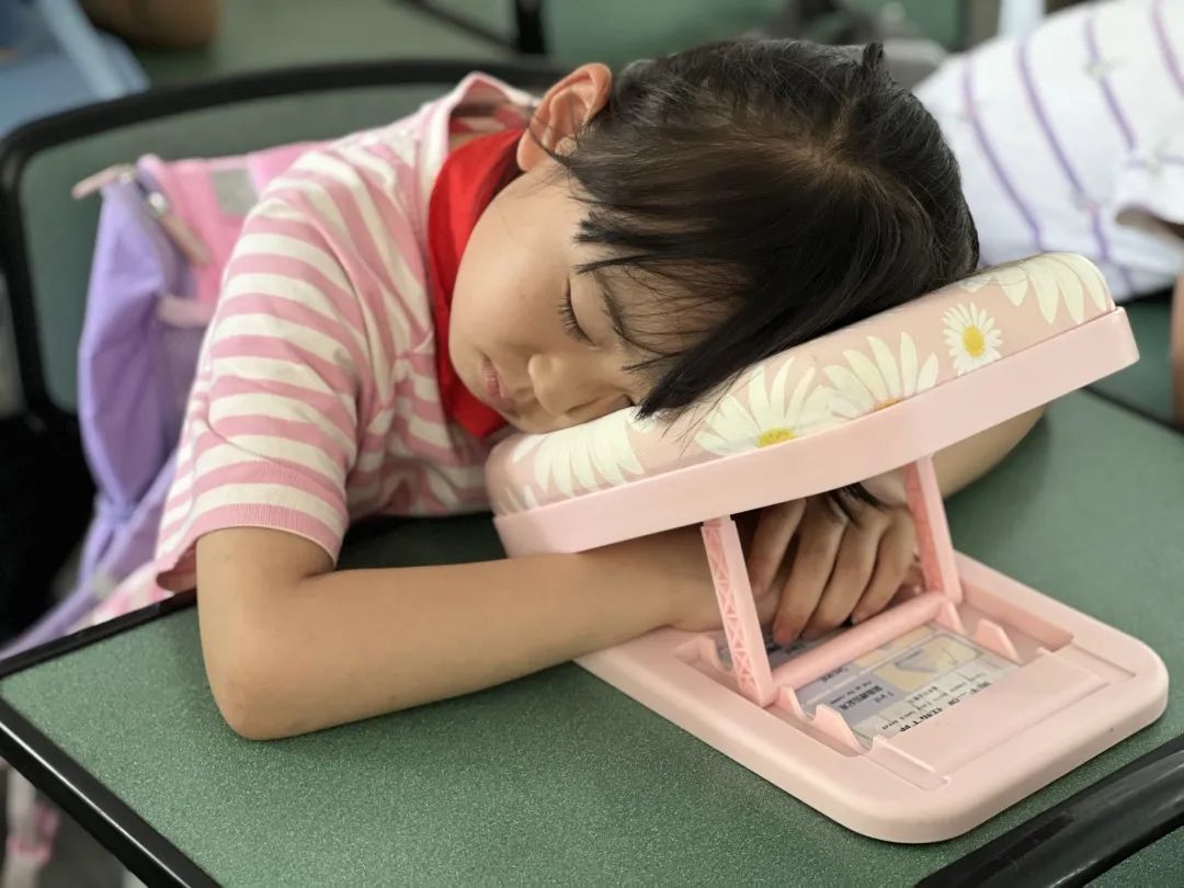 天府新区合江小学保障学生睡眠时间，促进身心健康，提高学习效率