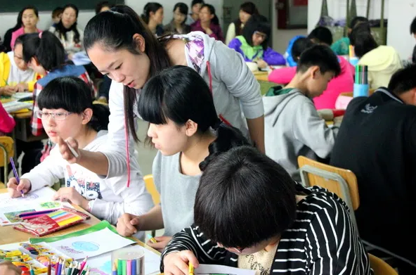 2类教师将成为“香饽饽”，就业更容易，学生可以参考