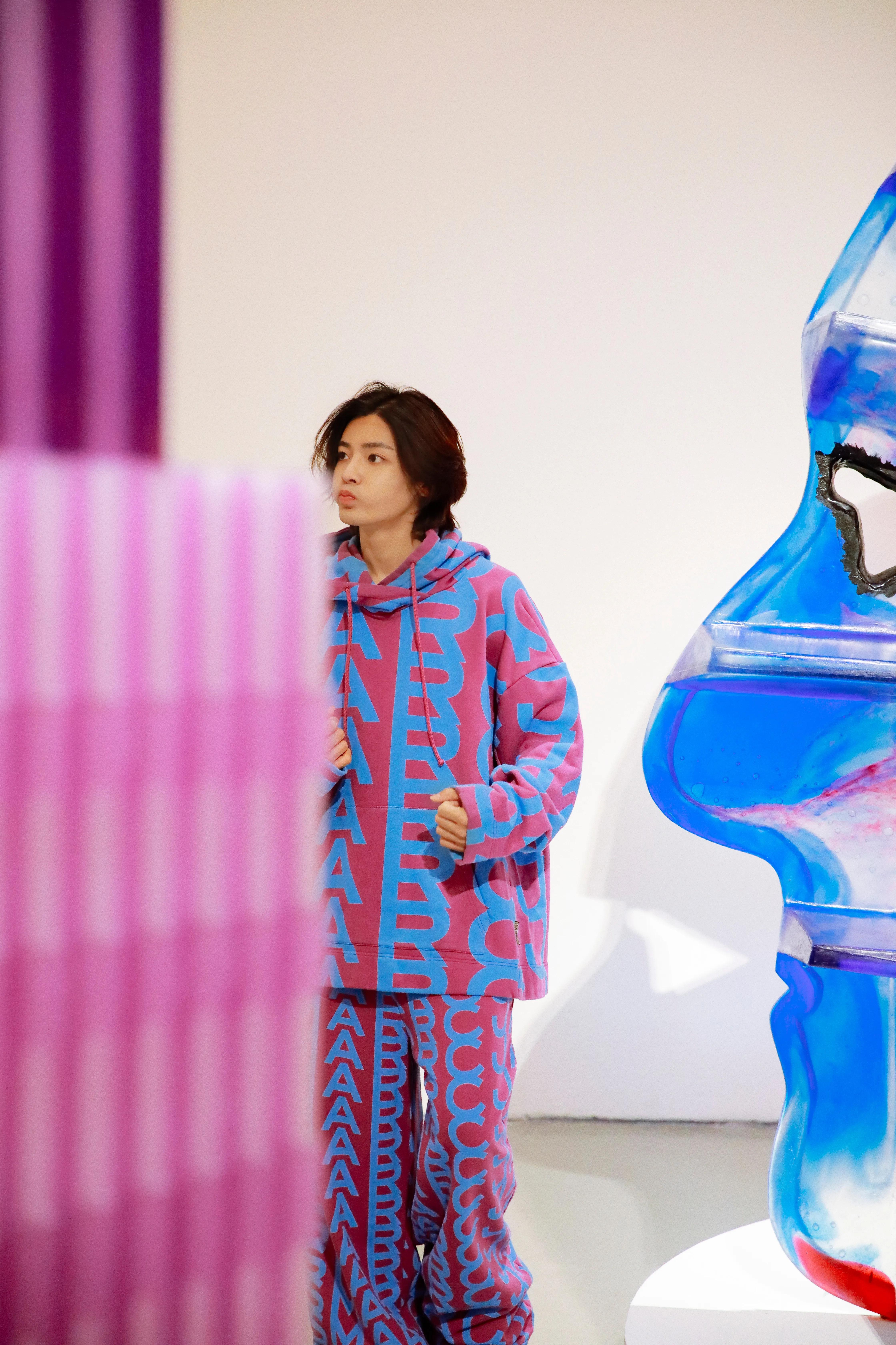 侯明昊尼龙艺术馆奇想大片，真好看，真的可可爱爱，帅帅气气