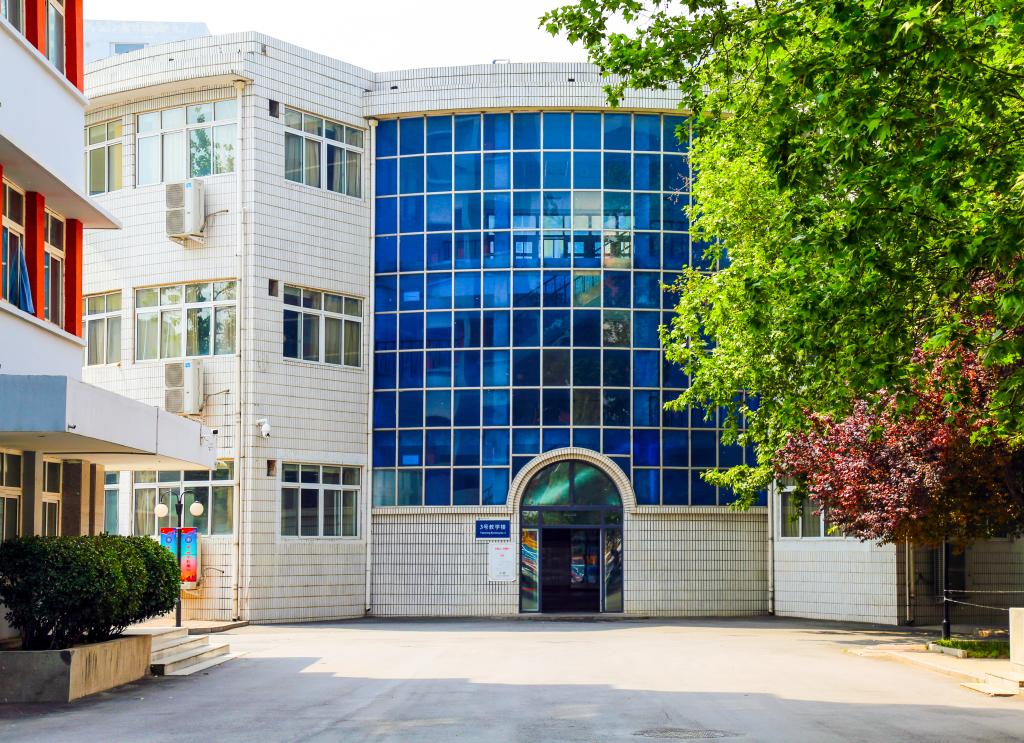 铁道警察学院，21年各省份录取成绩及22年选科要求