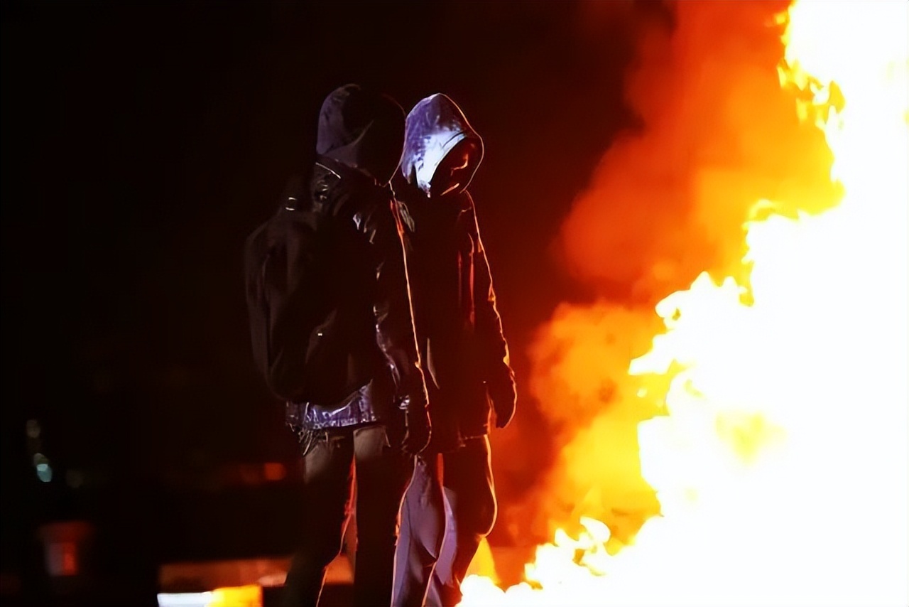 编剧主宰电影，华语电影仅韦家辉一人