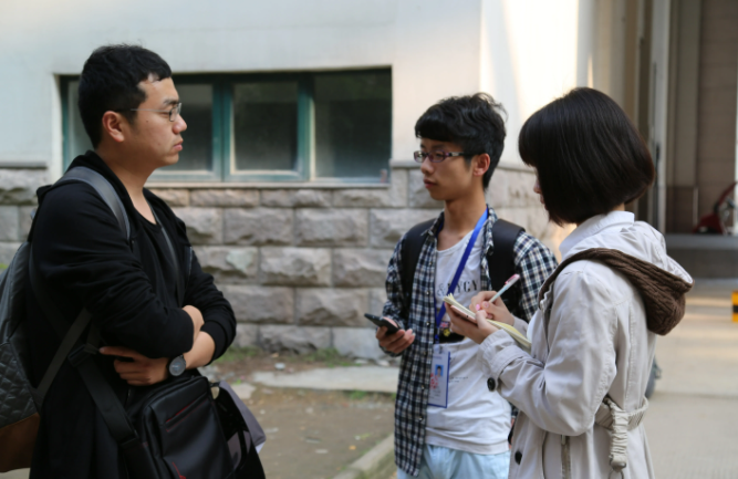 他曾在高考率先走出考场，本以为是个“青铜”，通知书却打脸众人