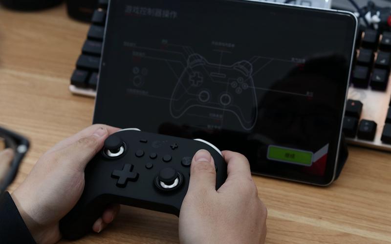 电磁摇杆让神操作不变形：谷粒金刚2Pro手柄体验