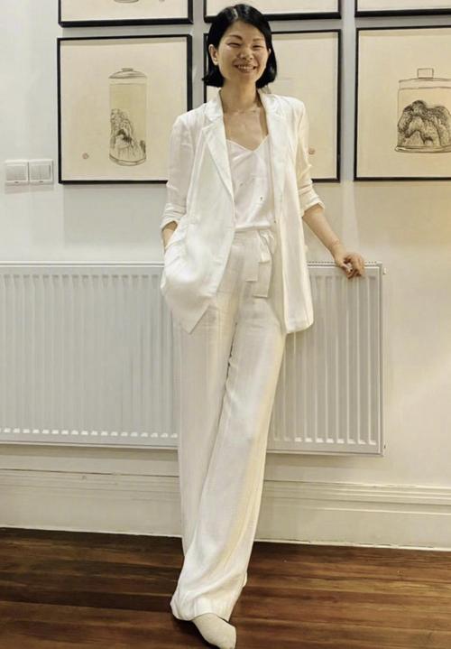 曾因身高自卑，被骂顶级丑模的吕燕，如今嫁法国豪门生混血宝宝