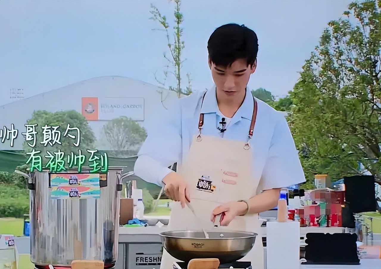 2022上半年男星人气榜前十，肖战上榜，王俊凯只能排第四