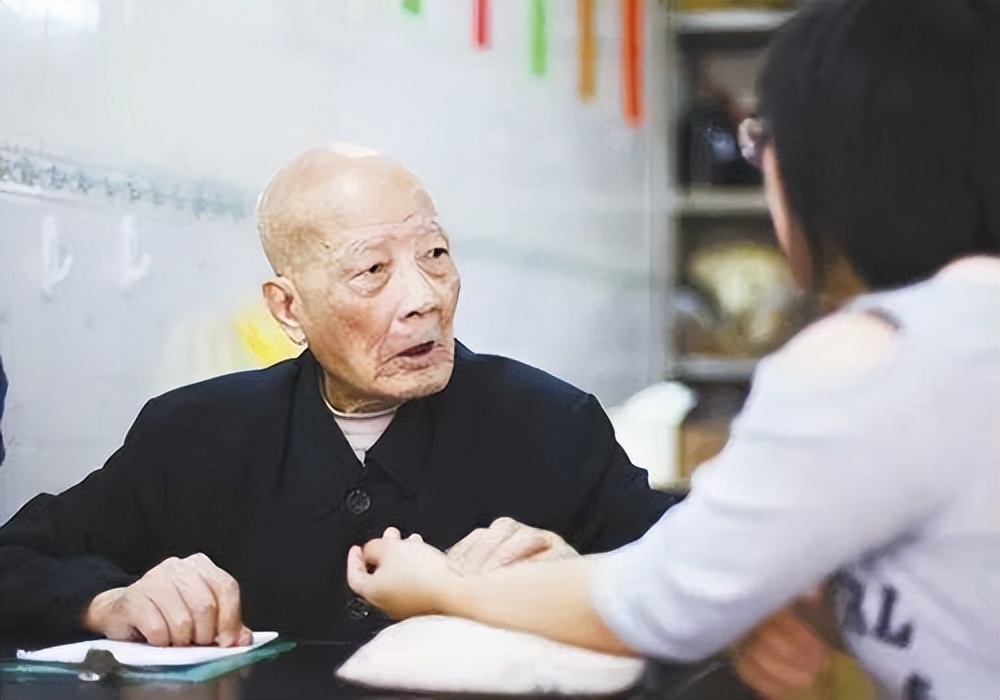 怎么样考中医专长医师资格证？