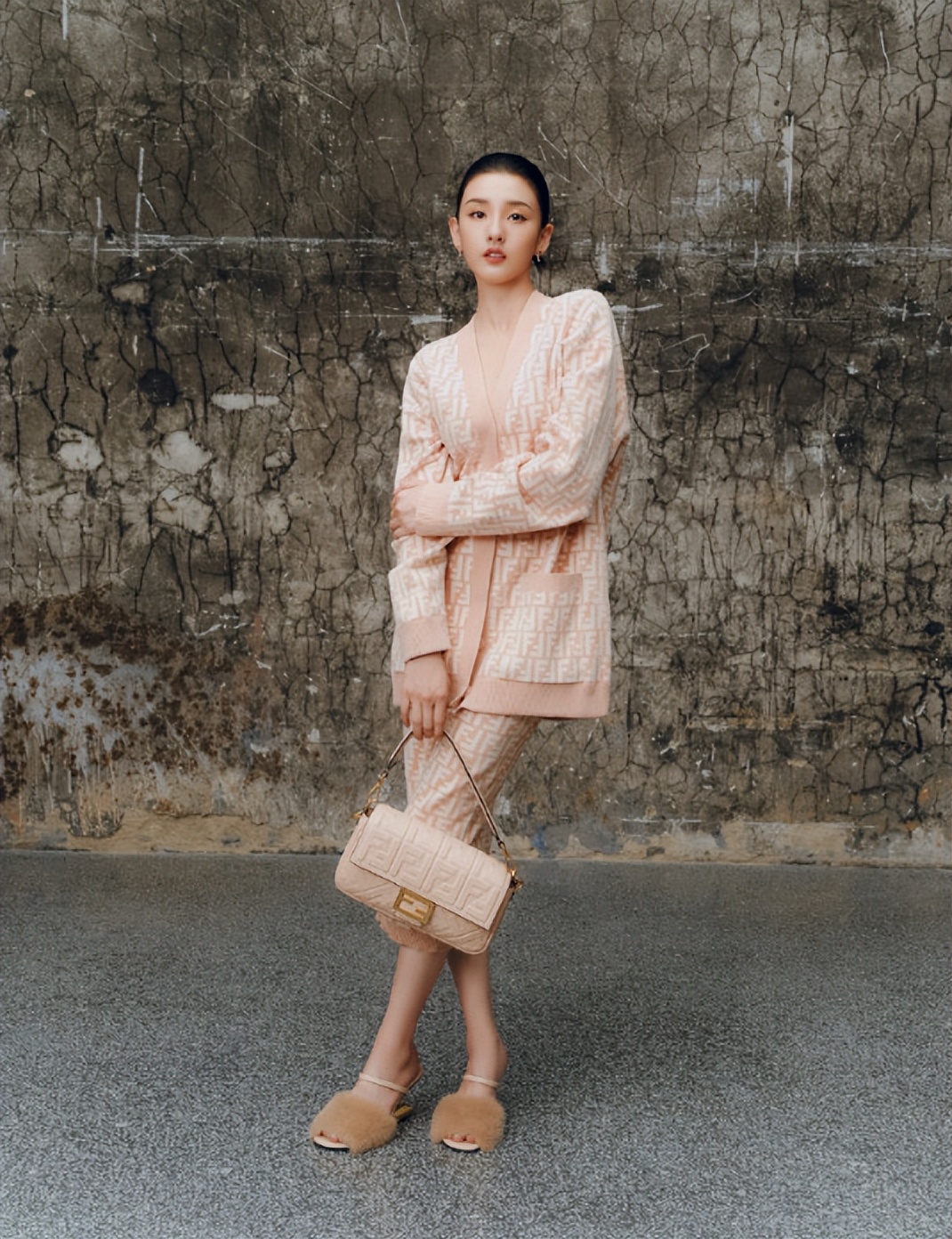 宋祖儿许光汉同框，共同演绎全新七夕大片，夏日浪漫心动