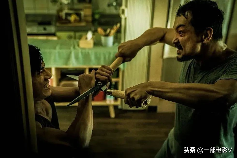 《哭悲》能看了，重口加湿咸，就是有点烂
