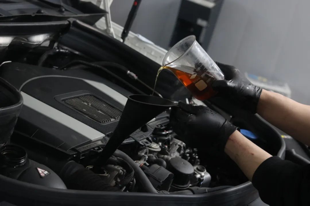 修车日记翻新车况惨烈的13年奔驰glk300满血复活变新车