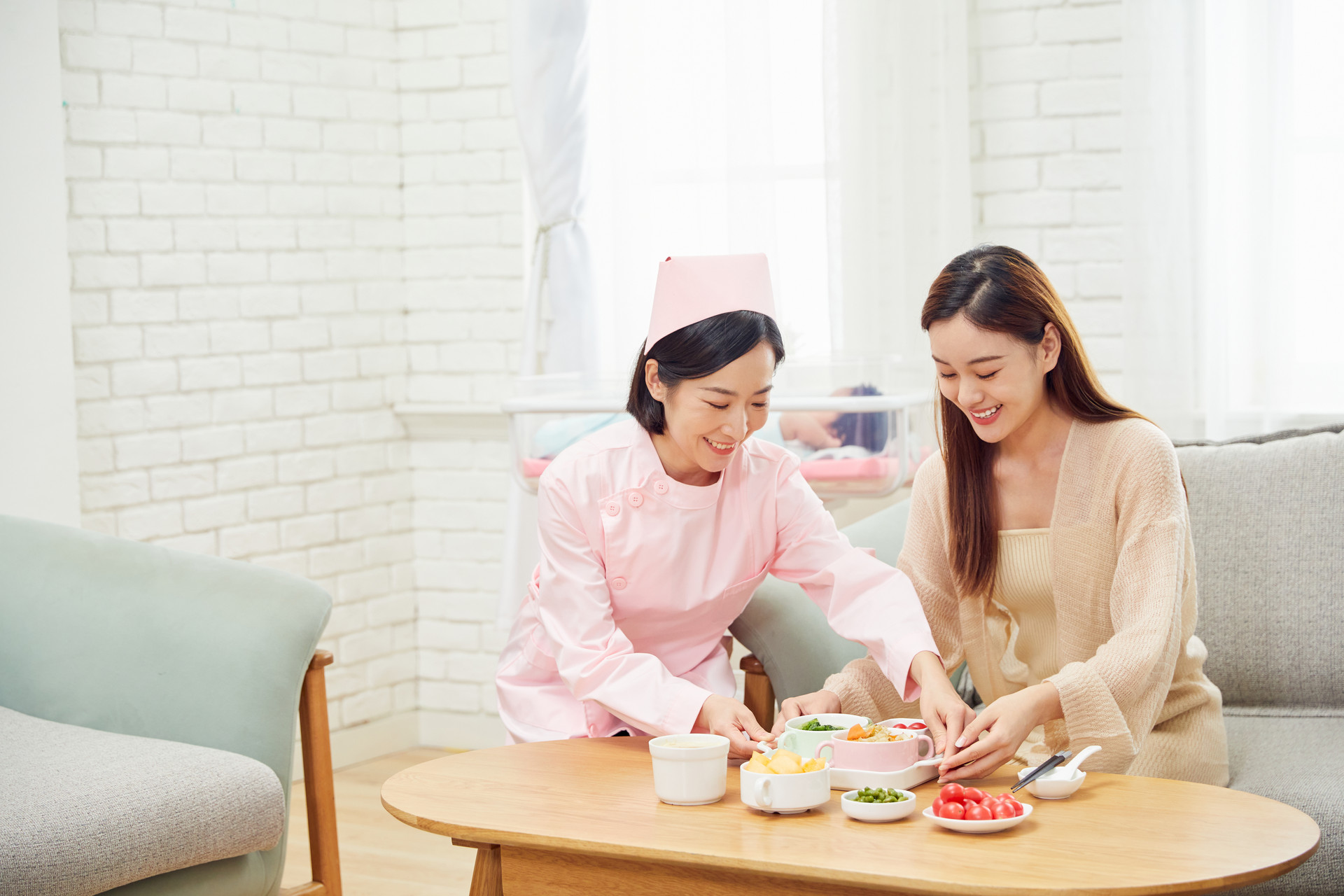 产后坐月子，妈妈牢记三个关键词，产后身体和身材恢复更快