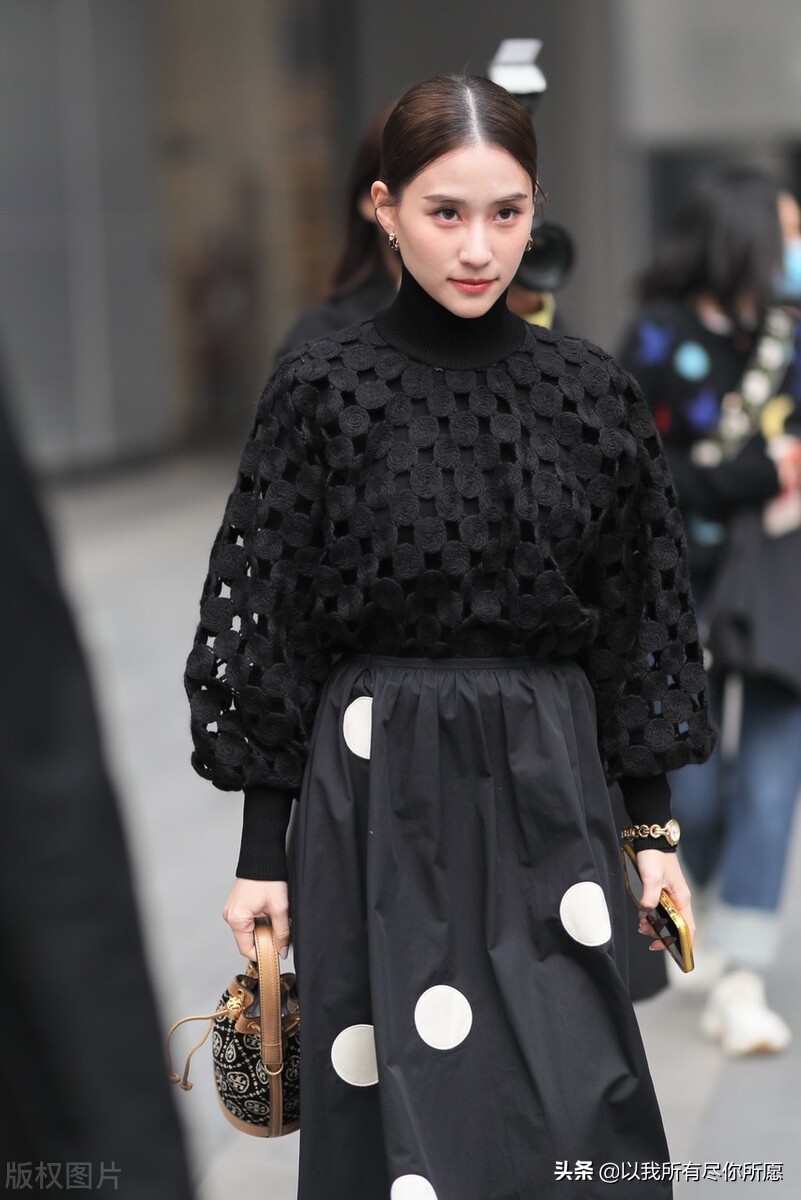 富家千金何超莲