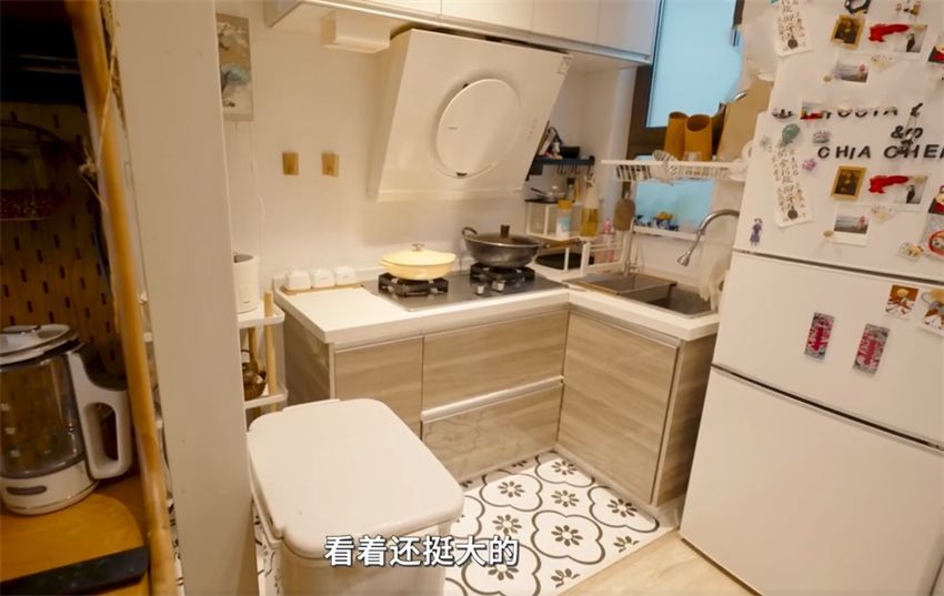 上海姑娘住30㎡居室，却每天睡在壁橱里？看后发觉这样的家很温馨