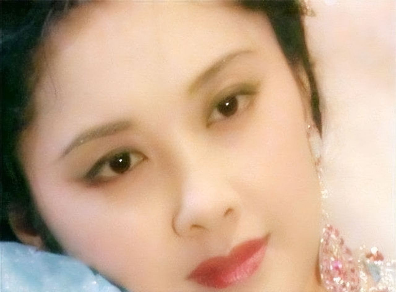 早期古装美女天花板，只服这9位，桃花眼，樱桃嘴，个个百里挑一