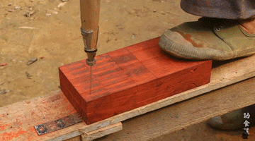 油管获赞1000万，广西大爷造出2600年前鲁班凳，千万老外大赞厉害