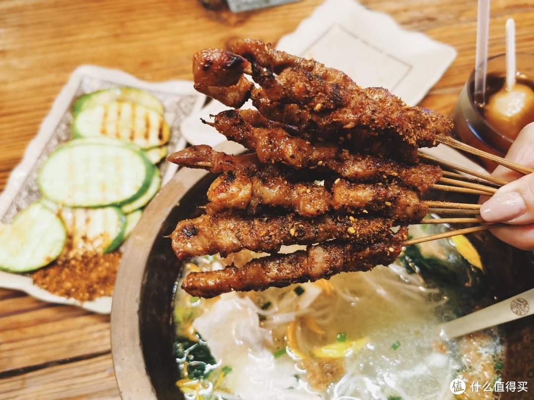 旅行就要边走边吃：舌尖上的昆明，盘点我在昆明吃到的各种美食