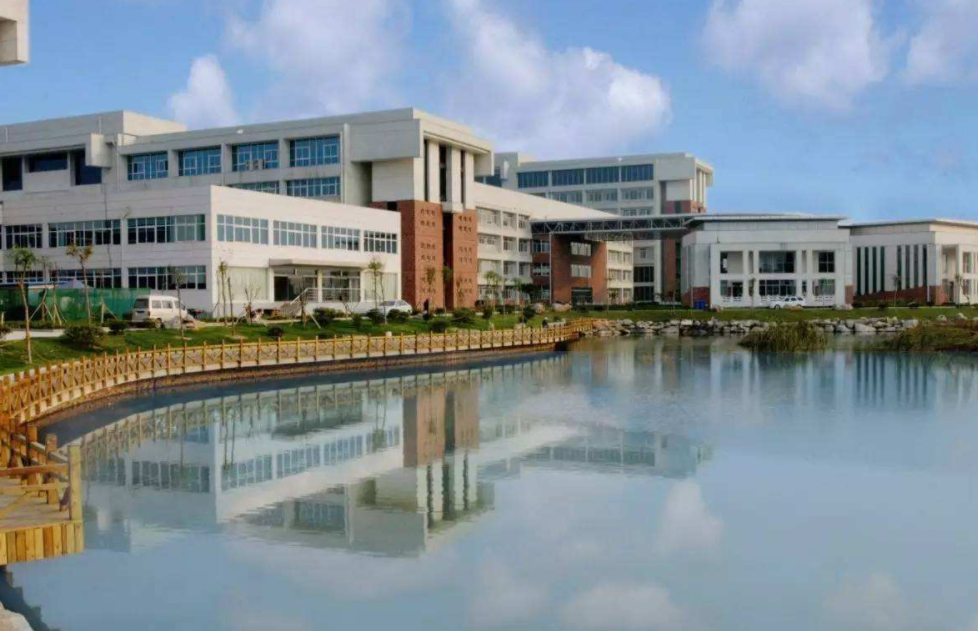 北大医学部应该独立吗？三所大学可能要拆分，有的则“一分为三”