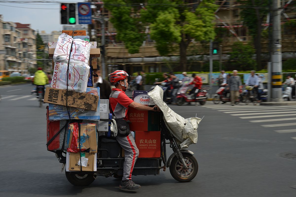 刘强东赌对了，马云看不上的业务，如今成了阿里的“心头刺”