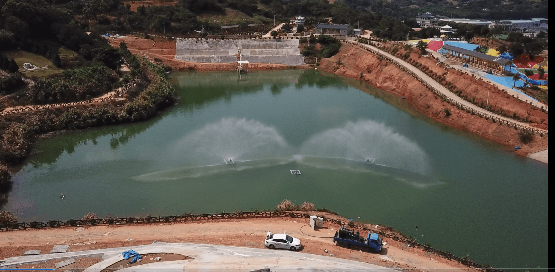 广东揭阳大爱天鹅湖沉浸式光影水舞秀现场