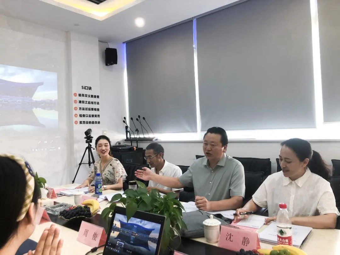 冕寧縣職業(yè)技術(shù)學校領(lǐng)導蒞臨卡德智能調(diào)研交流
