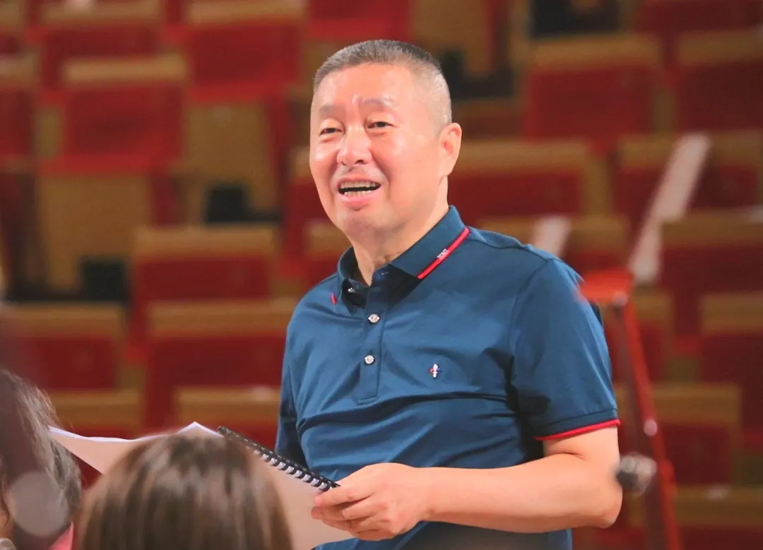 词作家屈塬眼中的张千一，一朵音乐艺术高峰上的旗云 | 人物