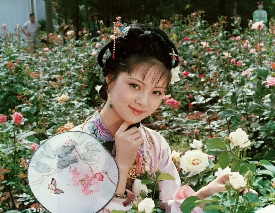 33位老牌簪花美人！林妹妹第一，林芳兵艳绝，你最偏爱谁呢？