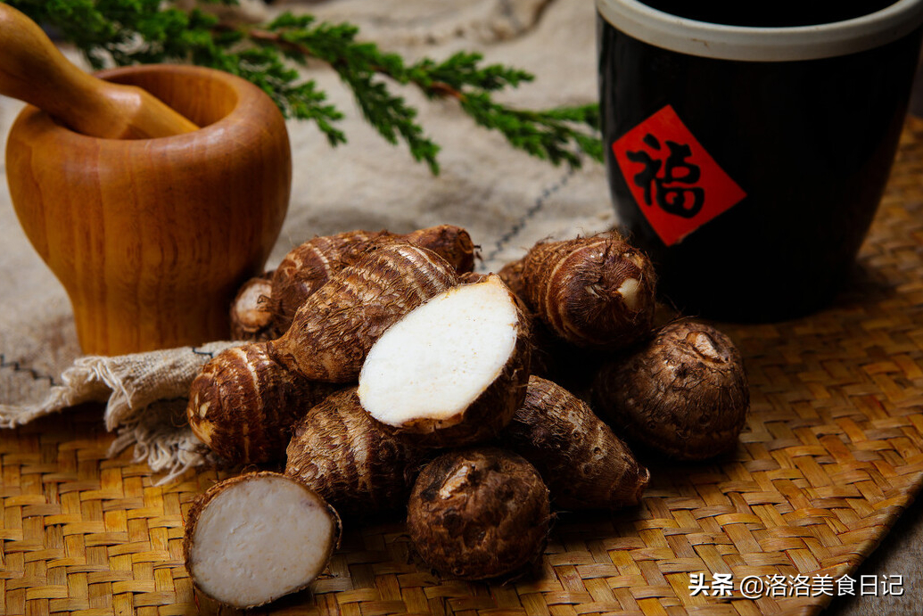 冬补三九，别总吃大鱼大肉，6种碱性食物要多吃，润燥滋补不上火